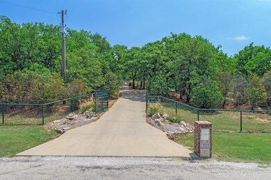 296 Bishop Dr, Weatherford, TX 76088 - photo 2