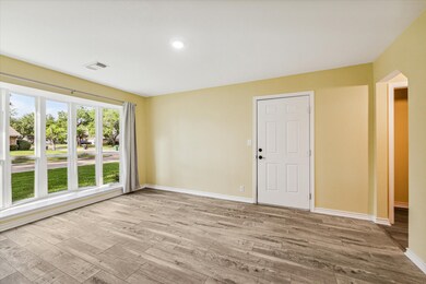 13803 Kingsride Ln, Houston, TX 77079 - photo 6