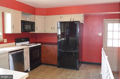 1321 Chalet Dr, Wilmington, DE 19808 - photo 7