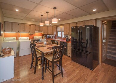 1410 Price St, Scranton, PA 18504 - photo 7