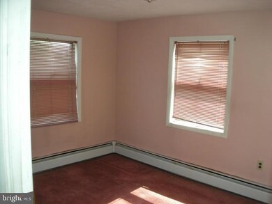 129 E Grant St, McAdoo, PA 18237 - photo 3