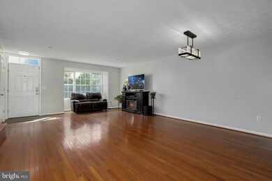 10426 Vista Gardens Dr, Bowie, MD 20720 - photo 6