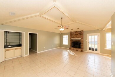 709 S Lake Caddo Ct, Slidell, LA 70461 - photo 4