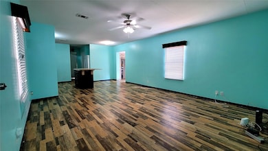 14227 Cottonwood Ln, Conroe, TX 77306 - photo 7