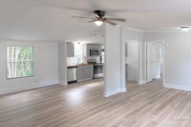 150 Trent Rd, Statesville, NC 28677 - photo 2