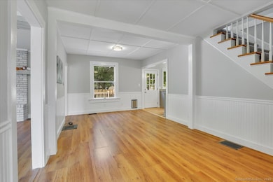 100 Berlin St, Southington, CT 06489 - photo 5