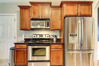 1196 Chamberlin Dr, Asheboro, NC 27205 - photo 7