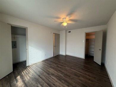 3627 Almazan Dr unit C117, Dallas, TX 75220 - photo 5