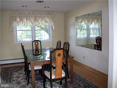 605 Creekside Rd, Wallingford, PA 19086 - photo 5