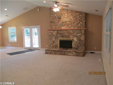 Den/Family/Great Room - A BEAUTIFUL & PEACEFUL 65+