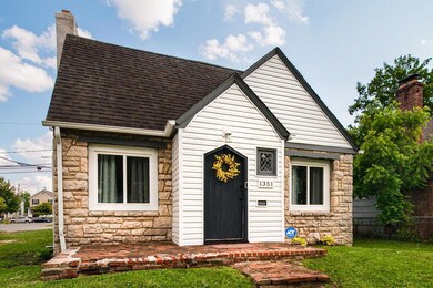 1351 Duxberry
