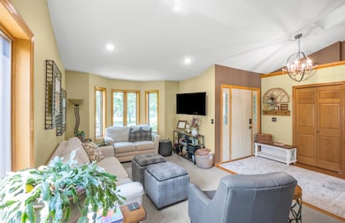 19363 E Tri Oak Cir NE, Wyoming, MN 55092 - photo 4