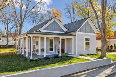 New roof and new Hardi siding