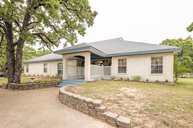 2607 Wills Way Dr, Granbury, TX 76049 - photo 4