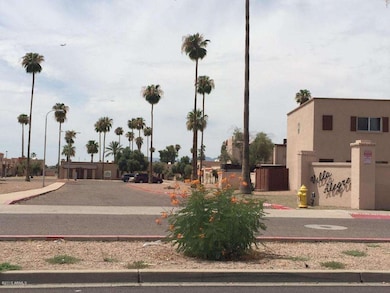 4625 W Thomas Rd unit 6, Phoenix, AZ 85031 - photo 2