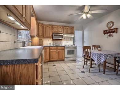 1609 Meadowlark Rd, Reading, PA 19610 - photo 7