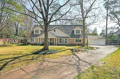 402 Coachman Ln, Houston, TX 77024 - photo 2