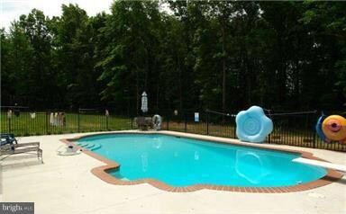 3443 Enduro Run Rd, Midland, VA 22728 - photo 4