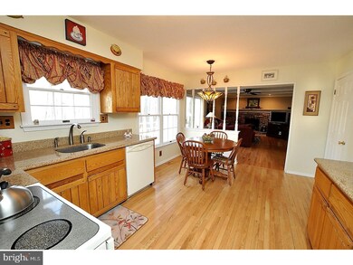 16 Wethersfield Dr, Medford, NJ 08055 - photo 6