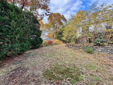 29 Isleboro St, Worcester, MA 01606 - photo 4