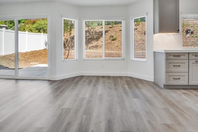 10010 Dauntless St, San Diego, CA 92126 - photo 3