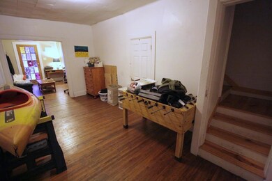 119-121 E Duncan St