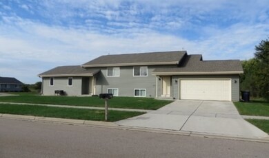 1230 Fir St, Janesville, WI 53546 - photo 3