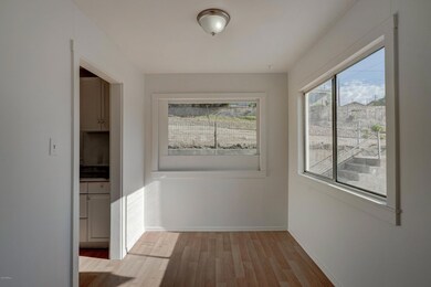 694 E Cedar -7