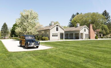 10 Barnstable Ln, Greenwich, CT 06830 - photo 4