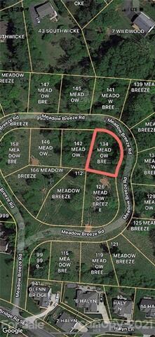 Great location! Lot is outlined in red.