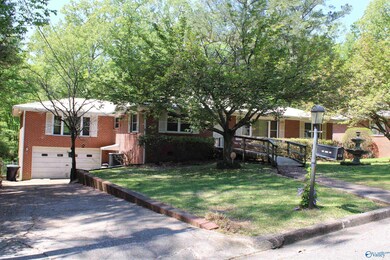 313 Riley Cir, Gadsden, AL 35901 - photo 3