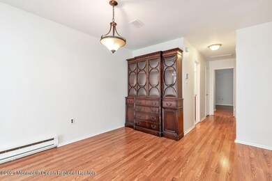 6 Farmingdale Ct, Red Bank, NJ 07701 - photo 5
