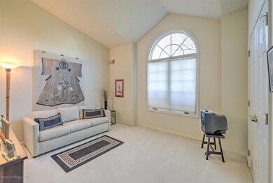 19 Kingston Ct, Monroe Township, NJ 08831 - photo 4