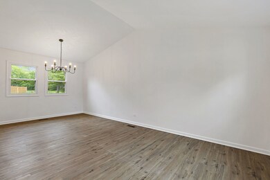 310 Cornell Ln, Algonquin, IL 60102 - photo 6