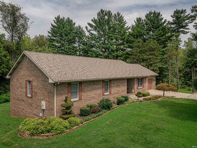 552 S Persimmon Ln, Princeton, IN 47670 - photo 3