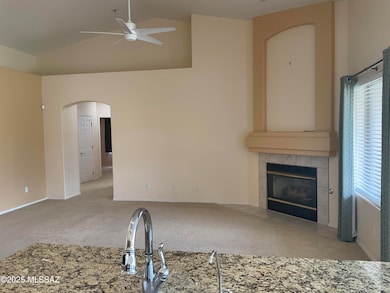 961 S Lucinda Dr, Tucson, AZ 85748 - photo 5