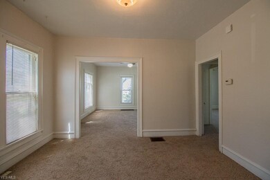 281 Chestnut St, Geneva, OH 44041 - photo 5