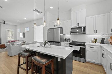 1843 Flowing Springs Trail, Spring Branch, TX 77080 - photo 5