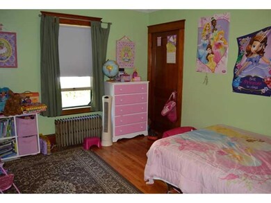 Bedroom. 1st Unit