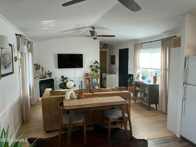 KITCHEN LIVING VWIMG_5162