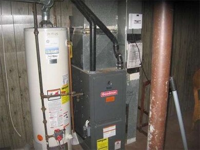 74 Dwight St, Hatfield, MA 01038 - photo 7