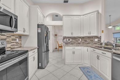 5701 Swaying Palm Ln, Boynton Beach, FL 33437 - photo 7