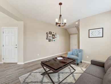 Den/Formal Dining Room