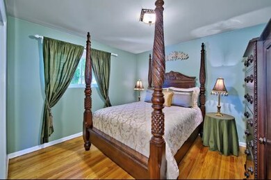 550 W Crockett Ave, Elmhurst, IL 60126 - photo 4