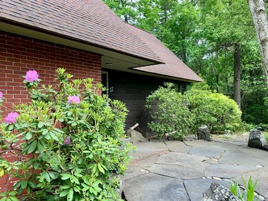 11 Drummer Hill Rd, Leverett, MA 01054 - photo 3