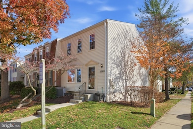 9175 Broken Oak Place unit 39B, Burke, VA 22015 - photo 2