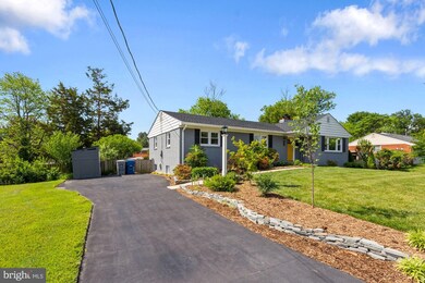 5847 Glen Forest Dr, Falls Church, VA 22041 - photo 5