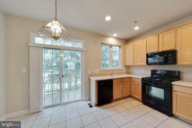 8026 Pennington Dr, Laurel, MD 20724 - photo 3