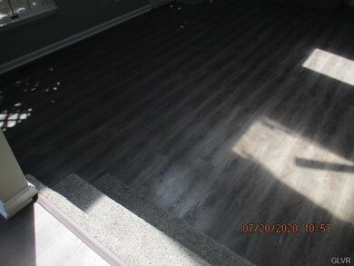 2005 Clarendon Dr, Easton, PA 18040 - photo 6