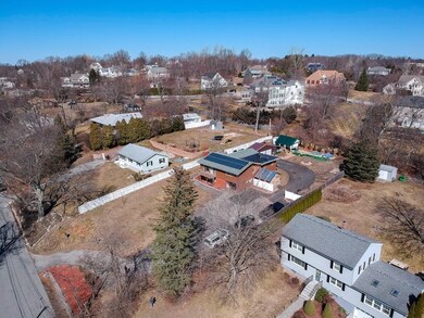 137 Old Marsh Hill Rd, Dracut, MA 01826 - photo 6